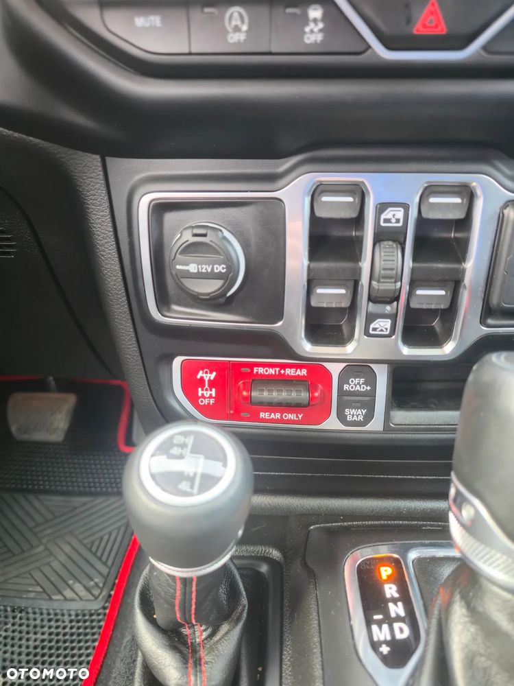Jeep Gladiator - 16