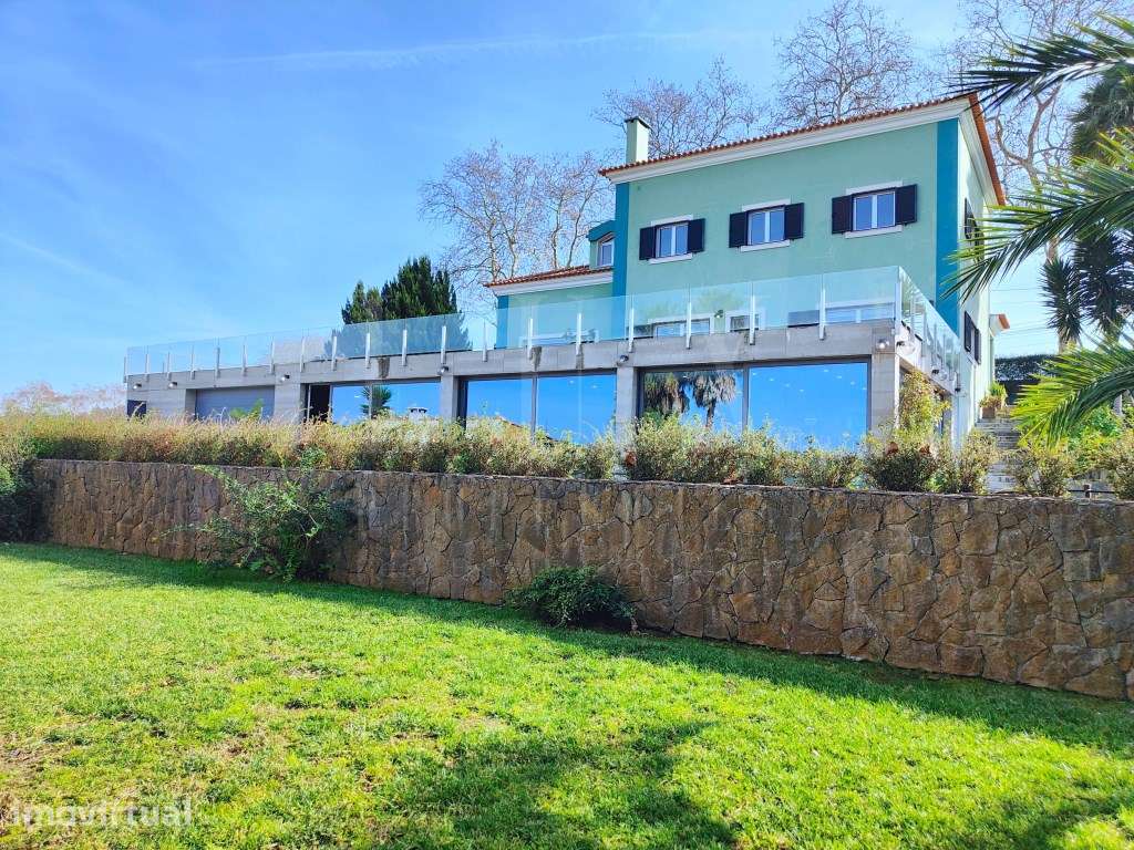 MORADIA DE LUXO COM 14.000m2 de TERRENO EM COLARES - Grande imagem: 2/60