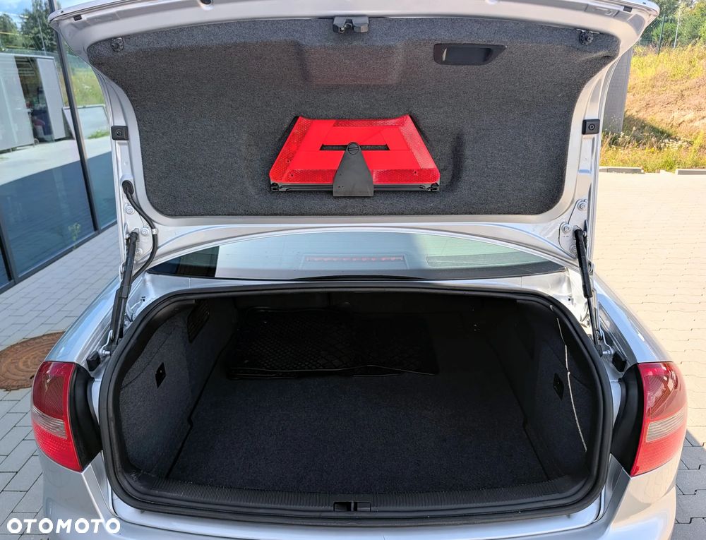 Audi A6 Limousine 2.5 TDI Quattro Tiptr - 31