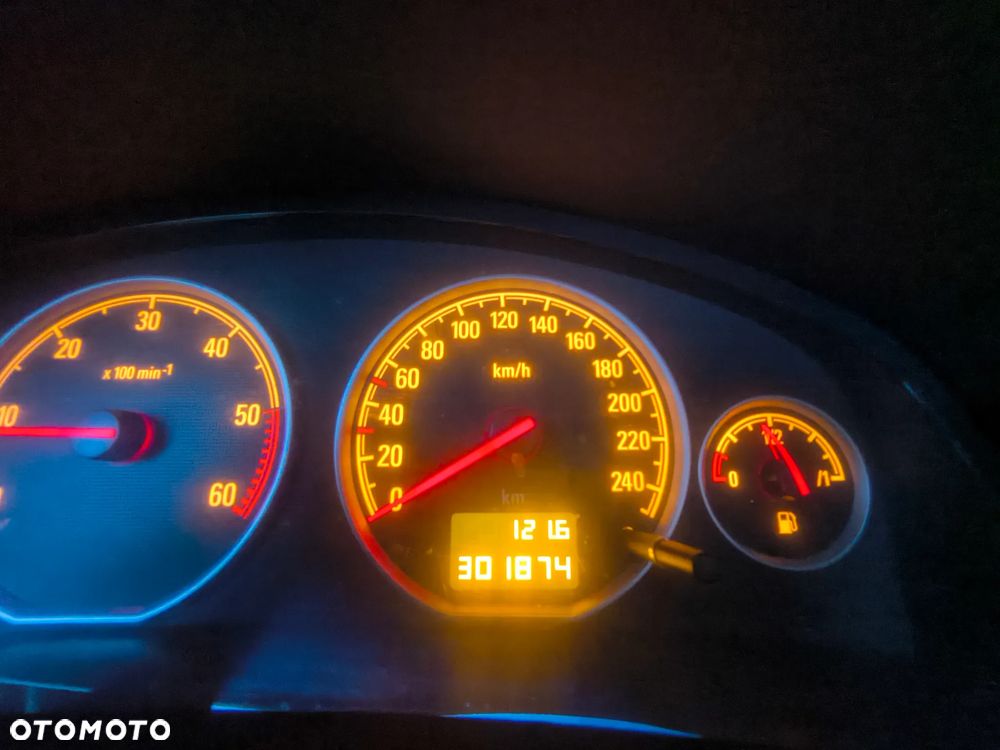 Opel Vectra - 7