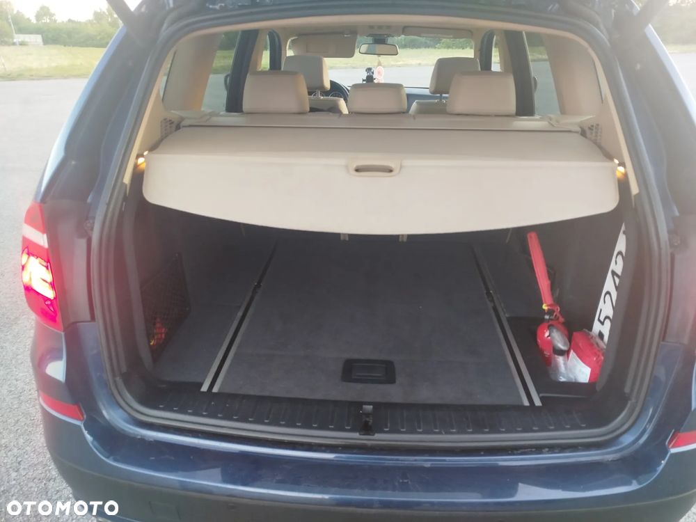 BMW X3 xDrive28i - 8