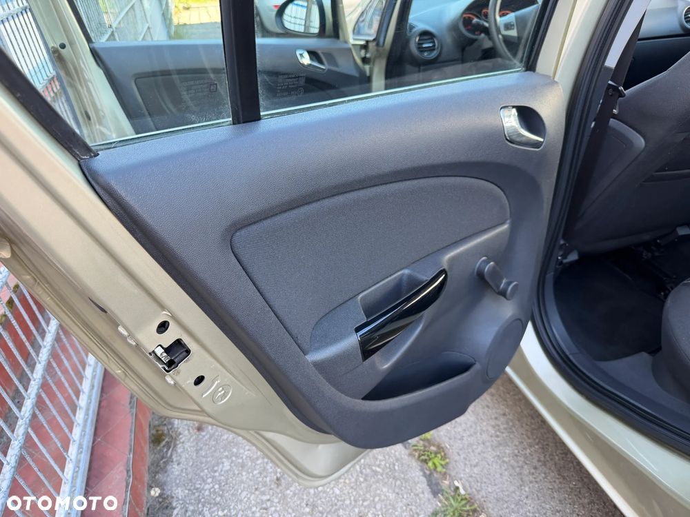 Opel Corsa 1.2 16V Innovation - 15