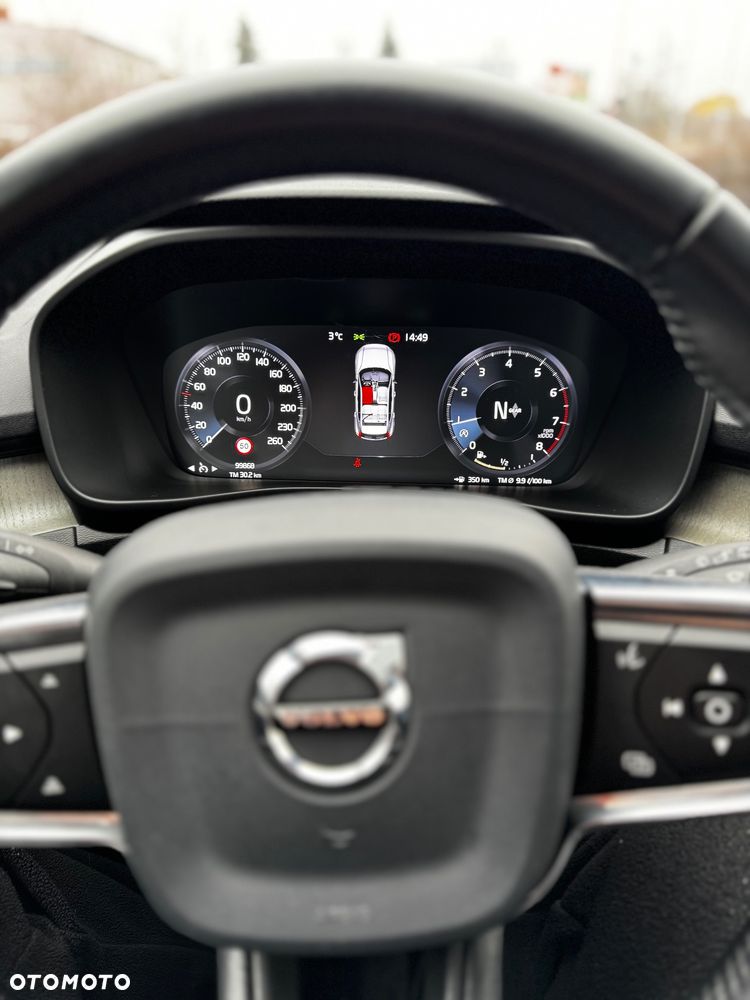Volvo XC 40 T3 Inscription - 25