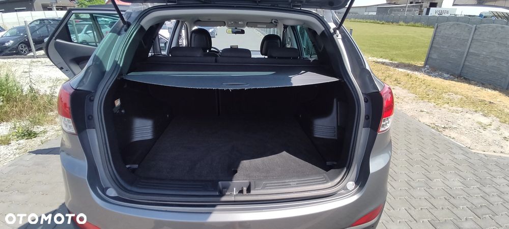 Hyundai ix35 1.6 2WD Fifa World Cup Edition - 30