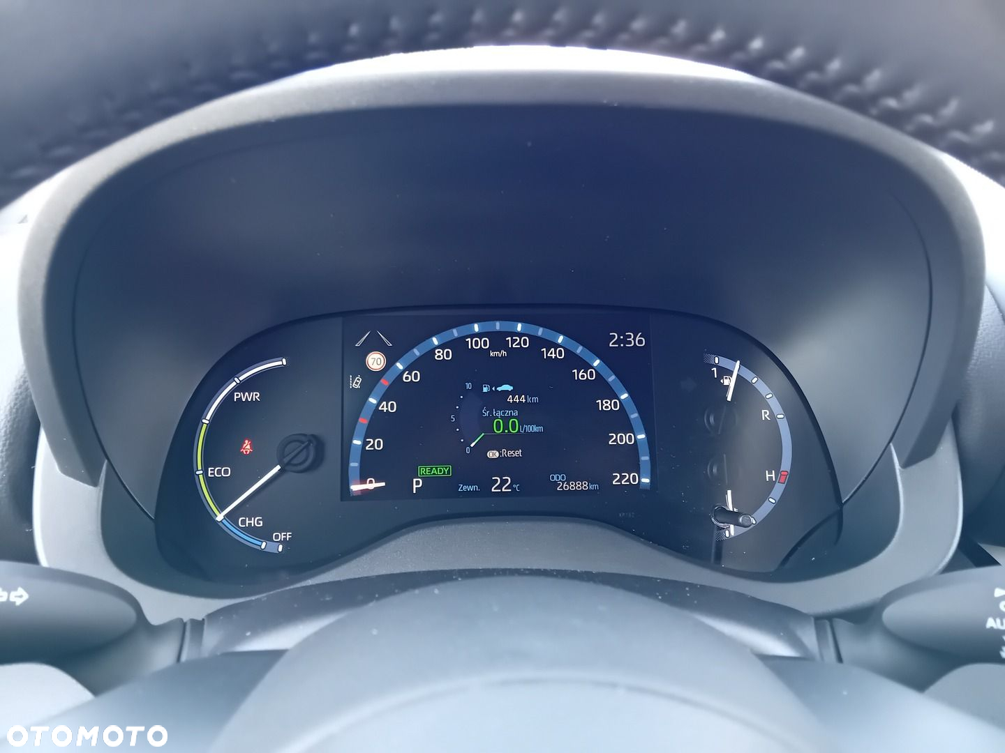 Toyota Yaris Cross - 12