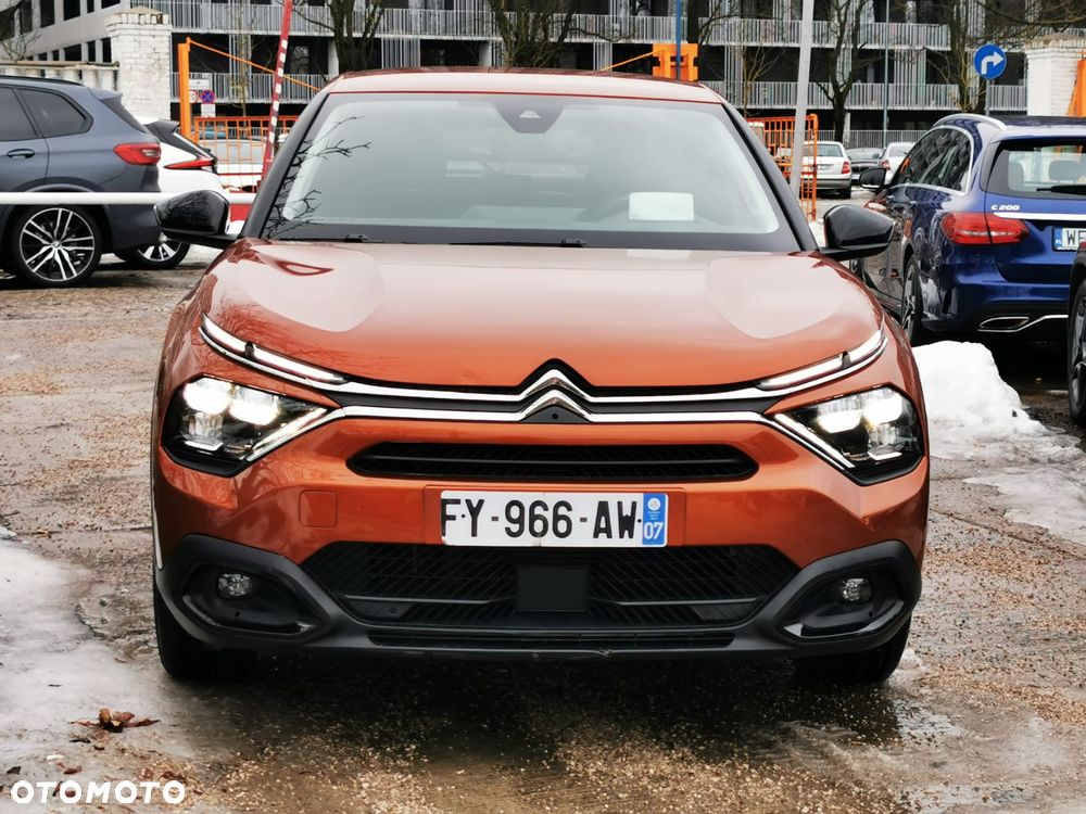 Citroën C4 EV136 50kWh Shine - 2
