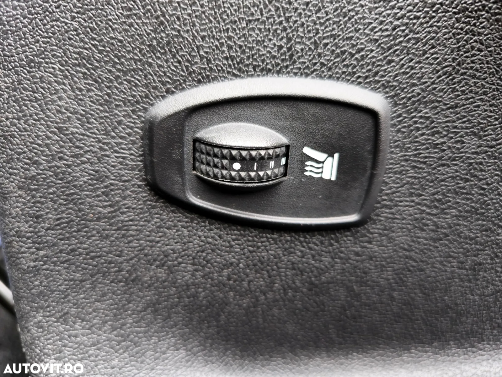 Renault Megane Coupe dCi 110 FAP EDC Bose Edition - 13