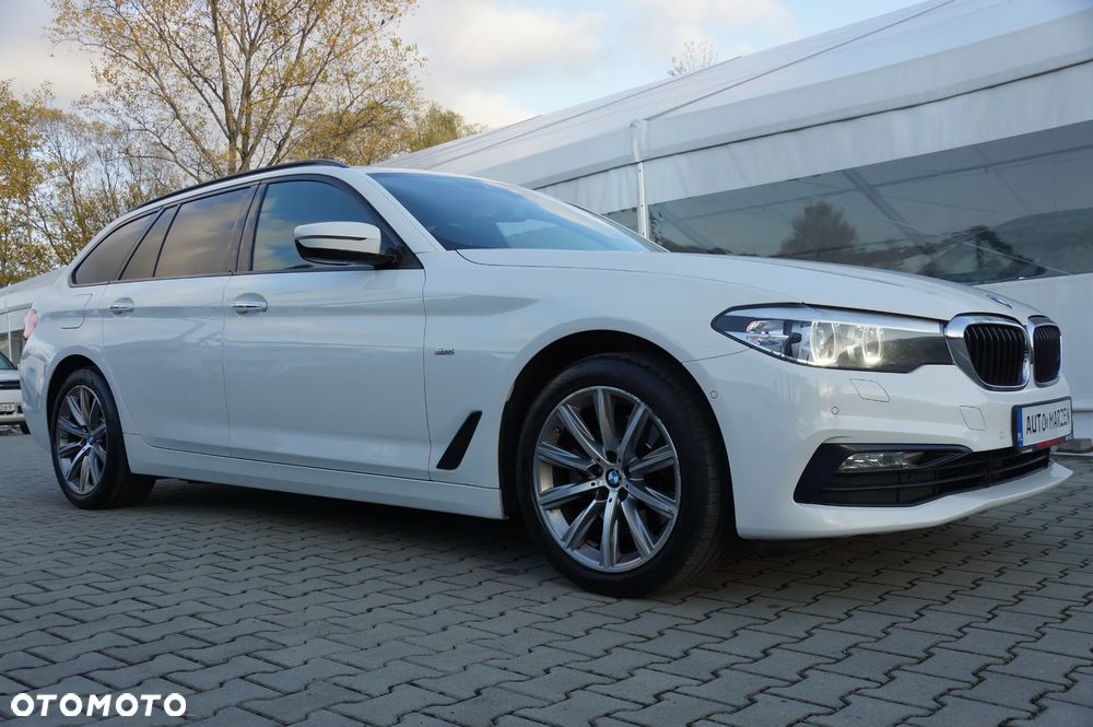 BMW Seria 5 520d xDrive Sport Line - 10
