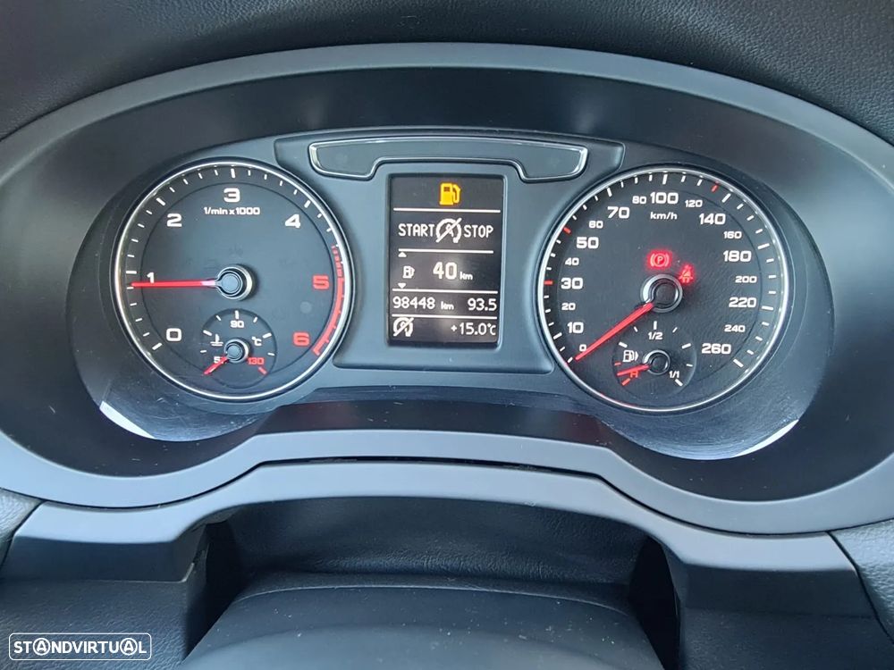 Audi Q3 2.0 TDI Design - 15