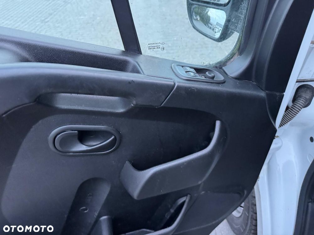 Renault Master 2013r. 6osob Brygadówka KLIMATYZACJA L2H2 - 15