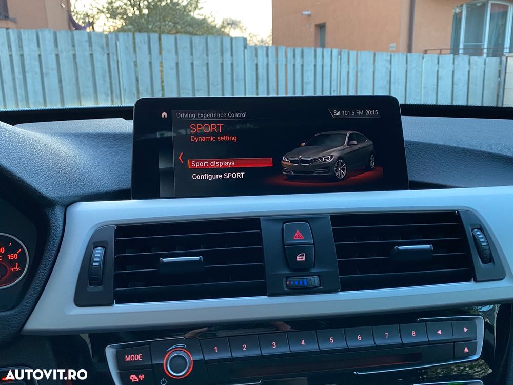 BMW Seria 3 320d Aut. - 38