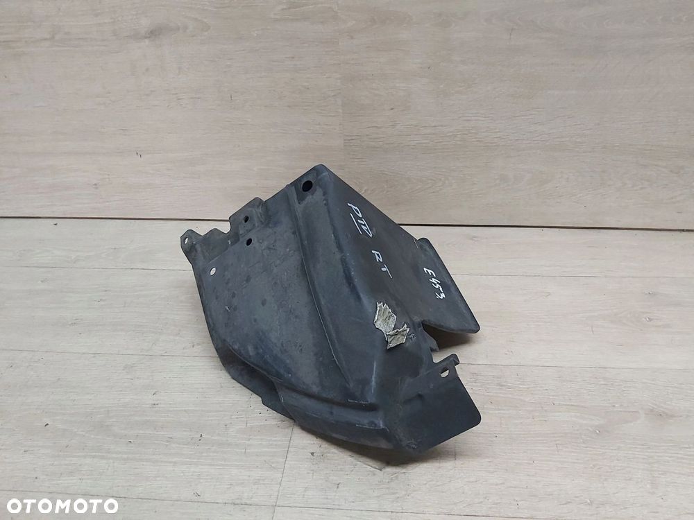 Toyota Prius IV 1,8 xw50 osłona płyta podłogi tył podwozia 58398-47050 - 2