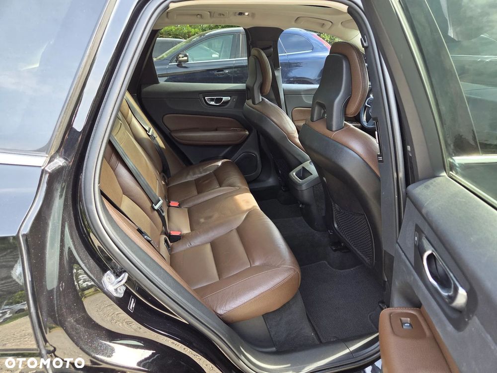 Volvo XC 60 T5 Geartronic Momentum - 13