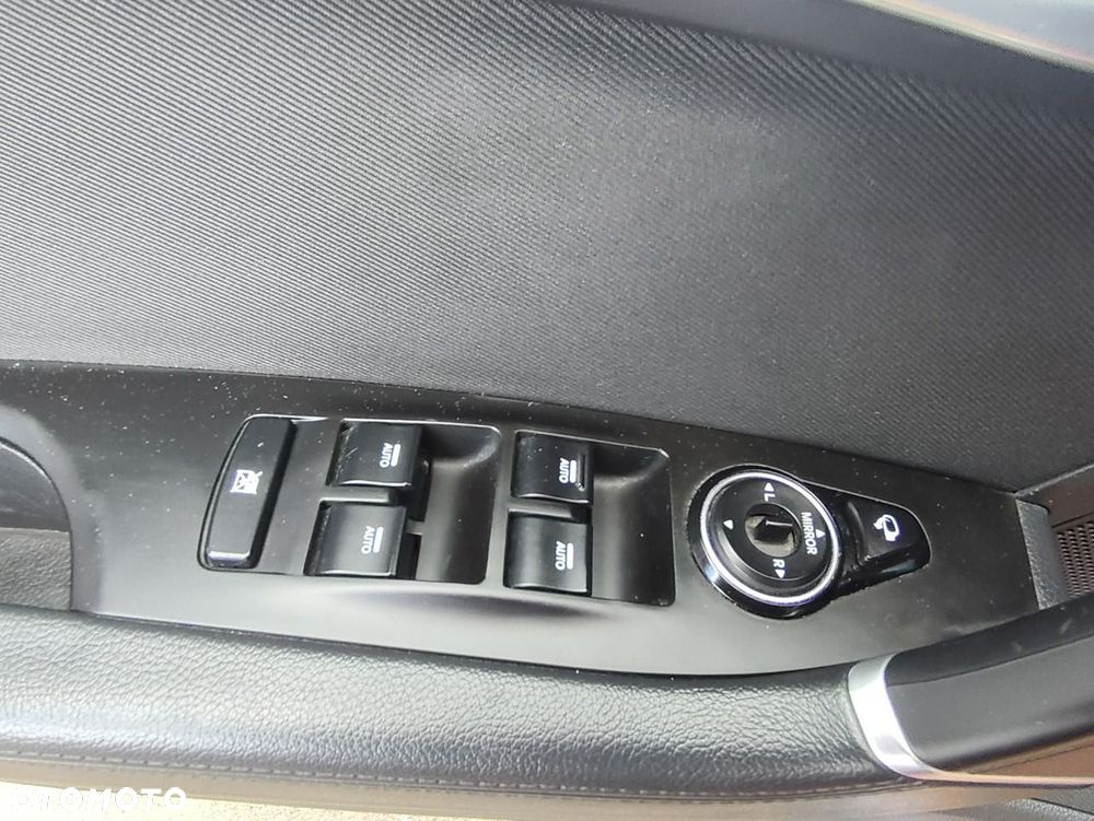 Hyundai i40 i40cw 1.7 CRDi Fifa World Cup Edition - 11