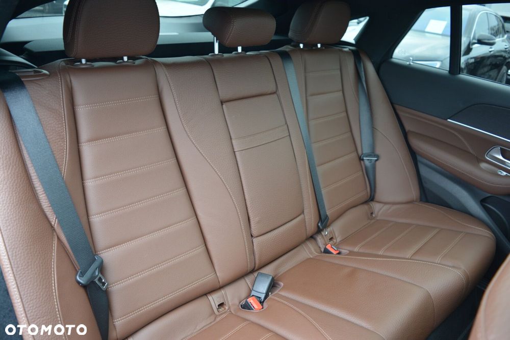 Mercedes-Benz GLE - 31