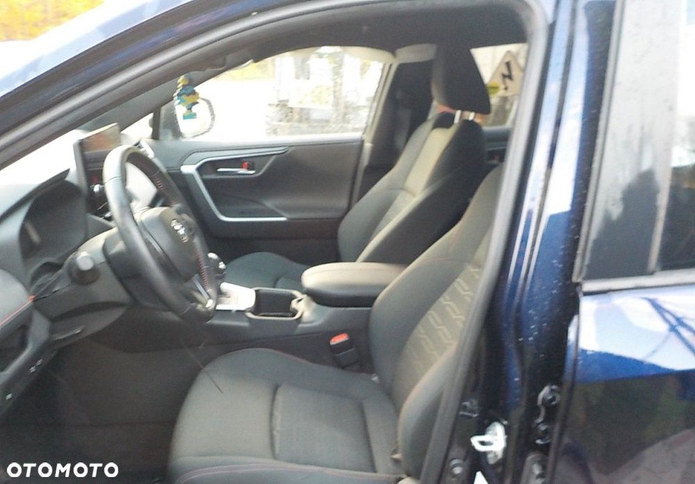 Toyota RAV4 - 26