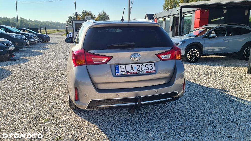Toyota Auris 1.6 Premium Start - 18