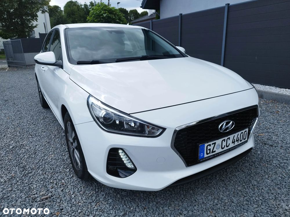Hyundai i30 1.4 Trend - 6