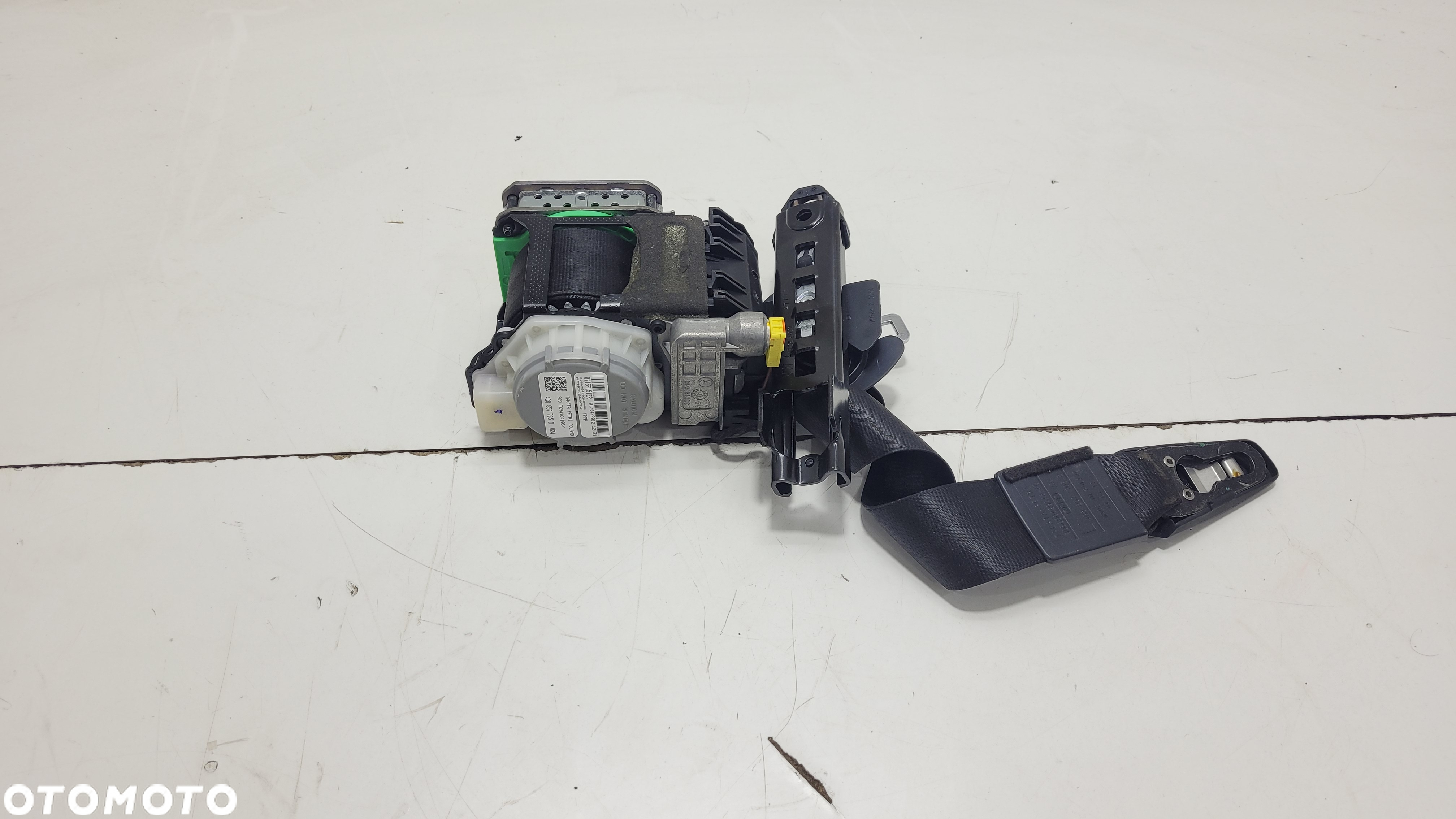 AUDI A6 A7 4G PASY BEZPIECZEŃSTWA LEWY PRZÓD 4G8857705B - 4