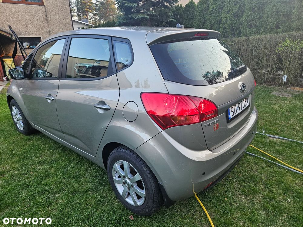 Kia Venga 1.4 S - 6