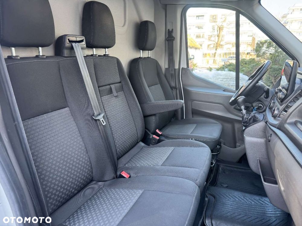Ford Transit - 18