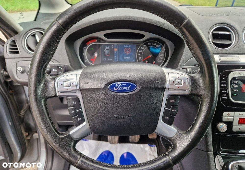 Ford S-Max 2.0 TDCi DPF Titanium - 24