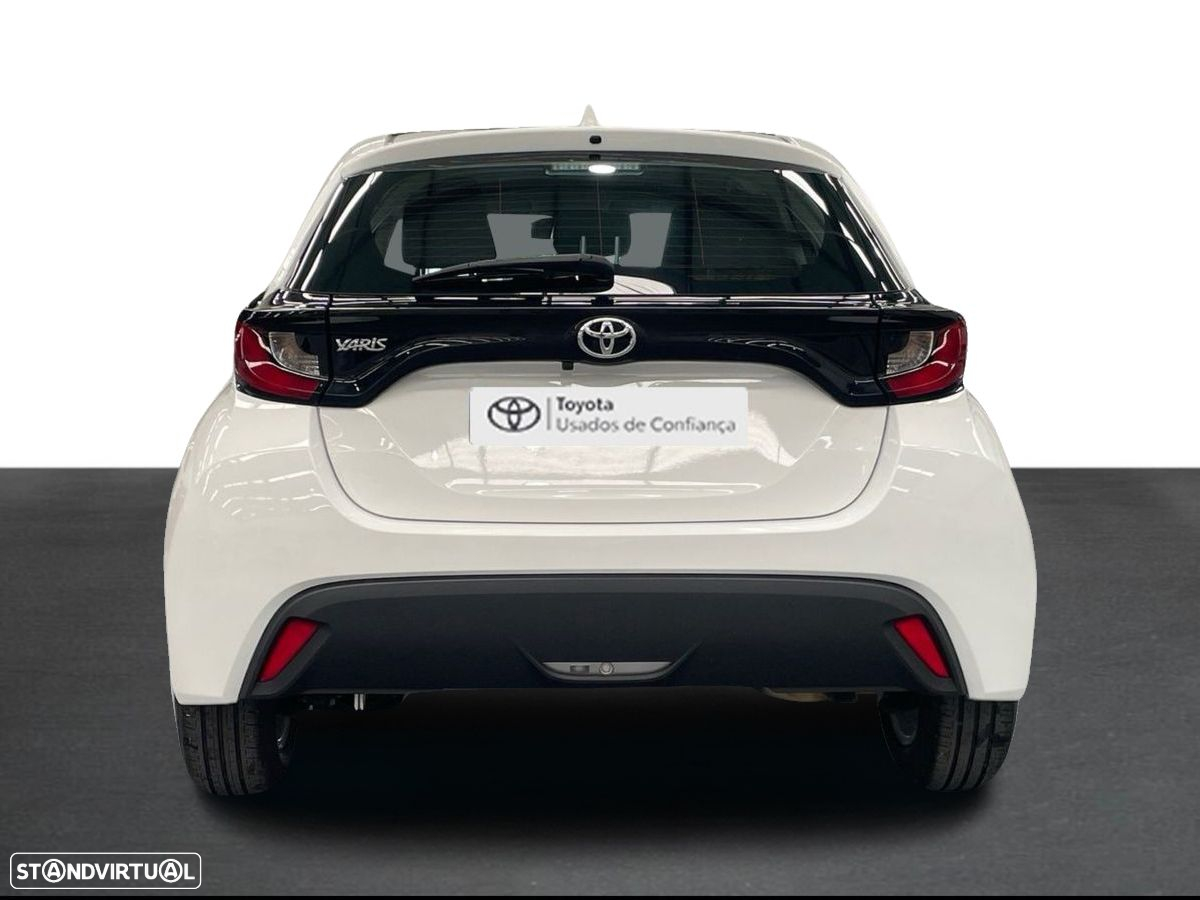 Toyota Yaris 1.0 VVT-i Comfort Plus - 4