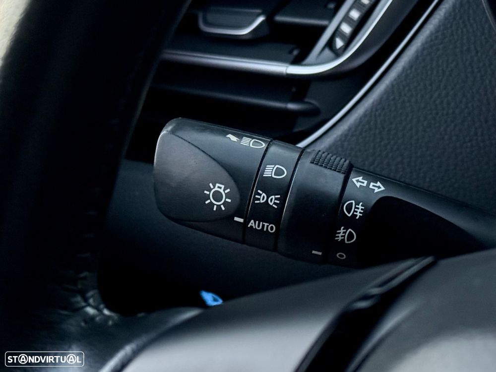 Toyota C-HR 1.8 Hybrid Exclusive+P.Luxury - 13