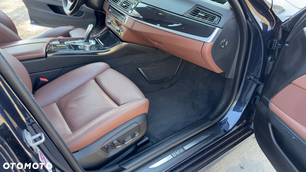 BMW Seria 5 - 33