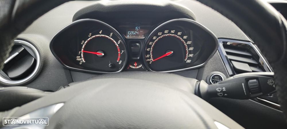 Ford Fiesta 1.6 T ST - 39