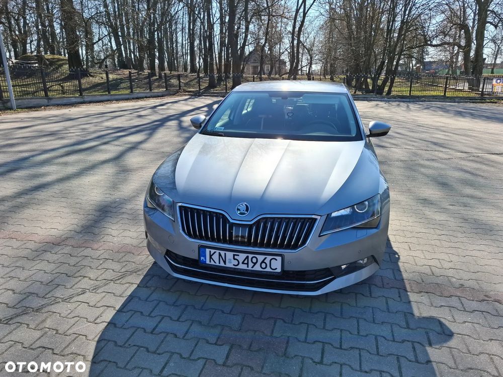 Skoda Superb 1.5 TSI ACT Ambition DSG - 4