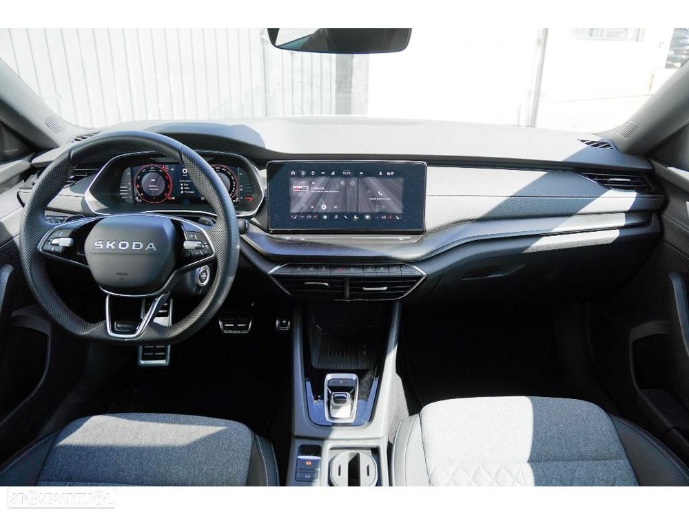 Skoda Octavia Break 2.0 TDI Sportline DSG - 20