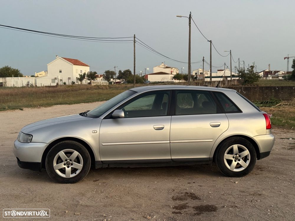 Audi A3 1.6 Attraction - 7
