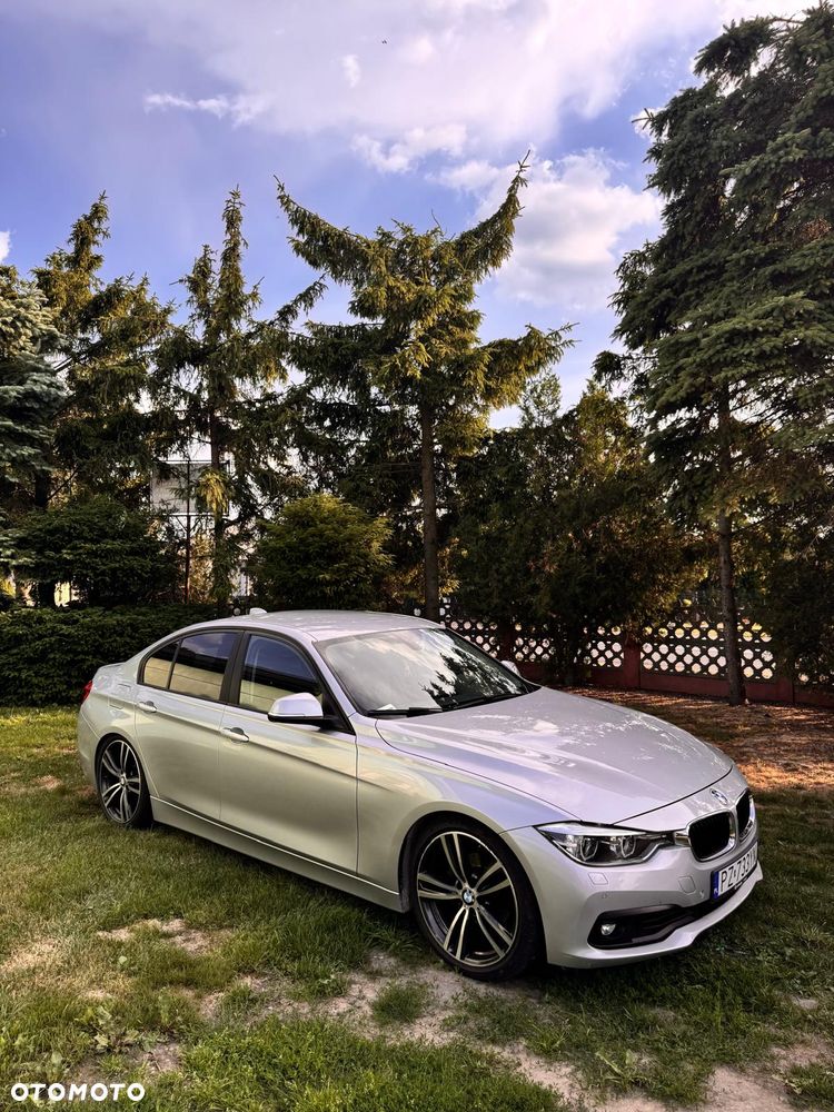 BMW Seria 3 320i Advantage - 2
