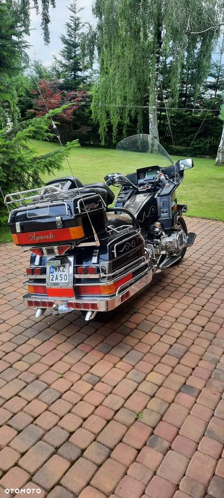 Honda GL - 5