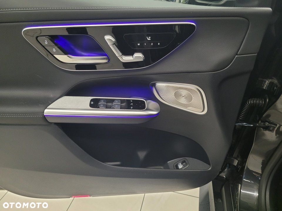 Mercedes-Benz GLC - 11