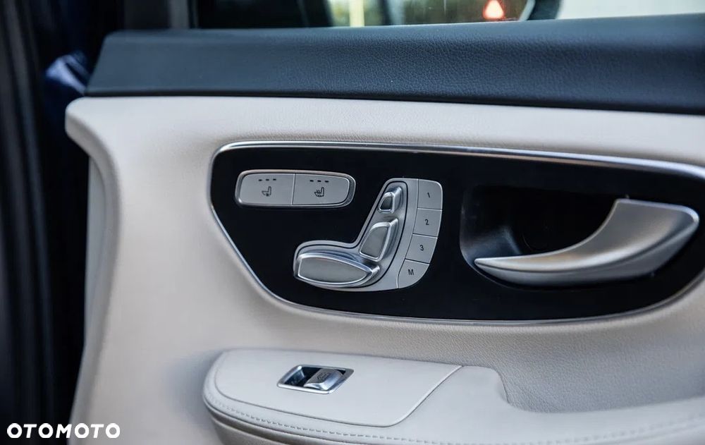Mercedes-Benz Klasa V 250 (BlueTEC) d Avantgarde 7G-Tronic (d³ugi) - 7