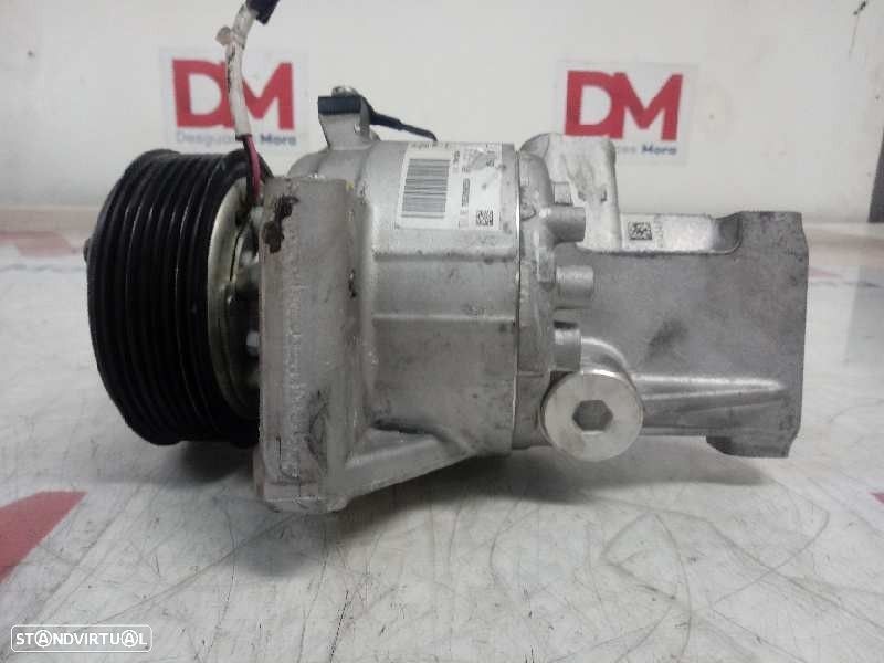 COMPRESSOR AR CONDICIONADO DACIA SANDERO II 2017 -RF BORRADA - 2