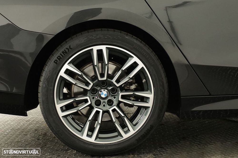 BMW 520 d Pack Desportivo M - 5