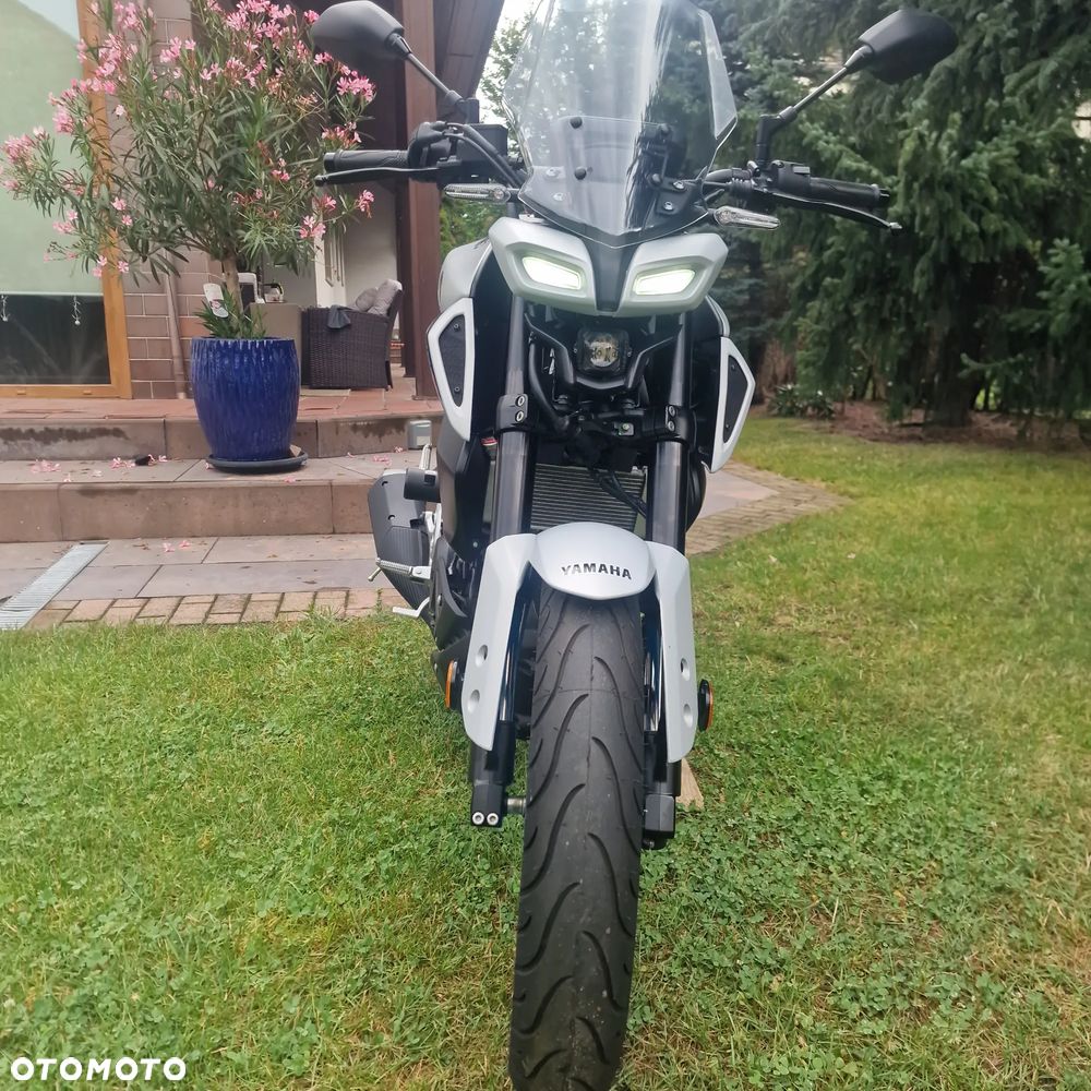 Yamaha MT - 12