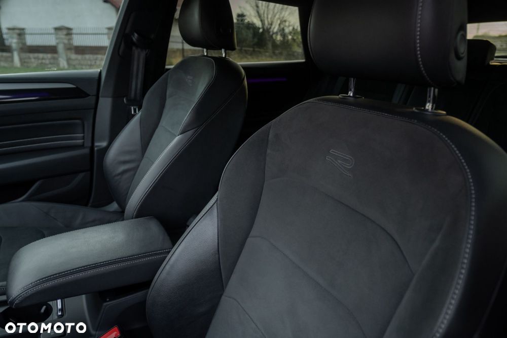 Volkswagen Arteon 2.0 TDI SCR DSG R-Line - 33