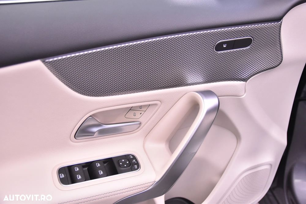 Mercedes-Benz A 180 7G-DCT - 10