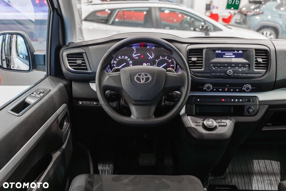 Toyota Proace Verso - 22