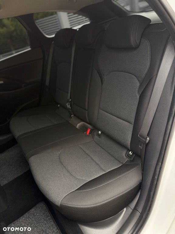 Hyundai i30 1.6 CRDI DCT Premium - 8