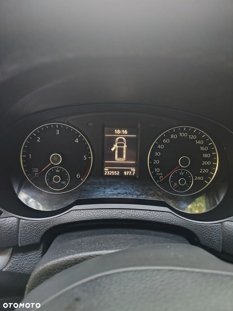 Volkswagen Sharan 2.0 TDI Highline DSG - 26
