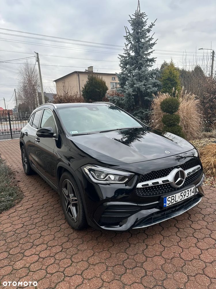 Mercedes-Benz GLA - 1