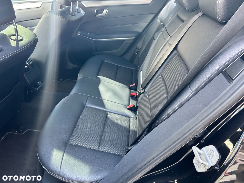 Mercedes-Benz Klasa E 250 BlueTEC 4-Matic Avantgarde - 14