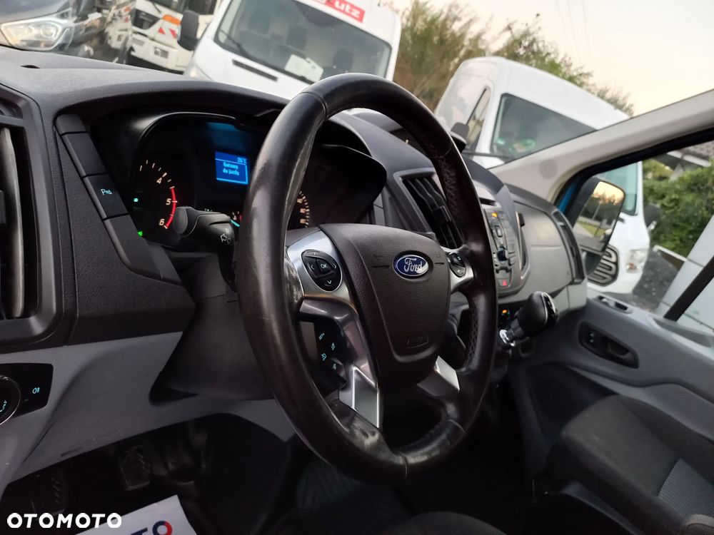 Ford Transit - 21