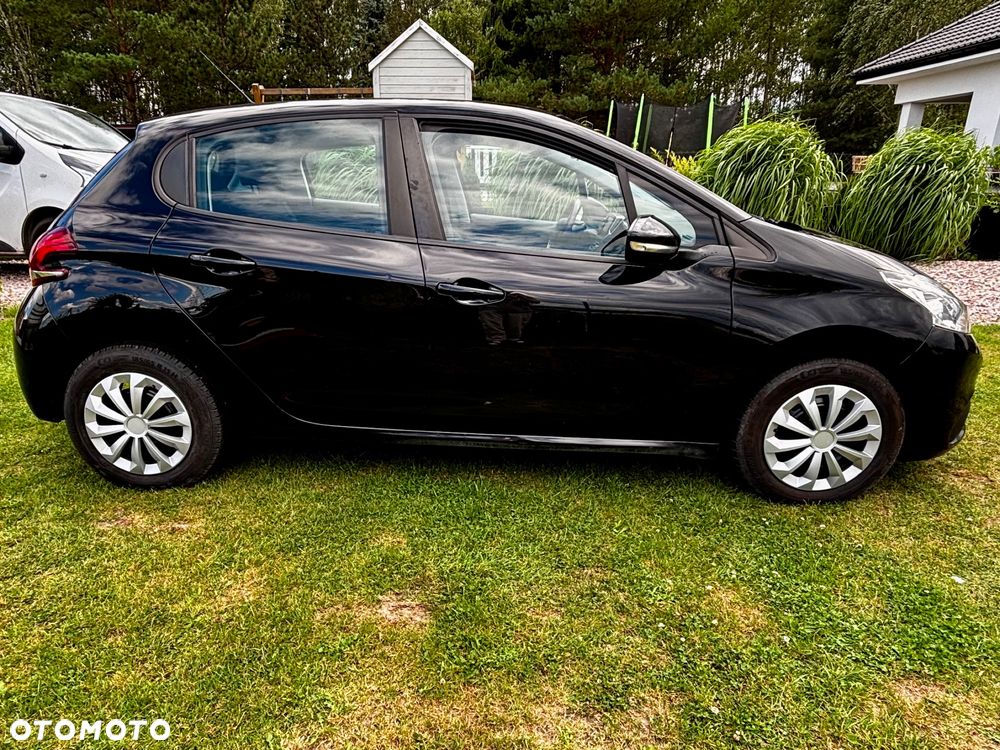 Peugeot 208 1.5 BlueHDi Allure S&S - 4