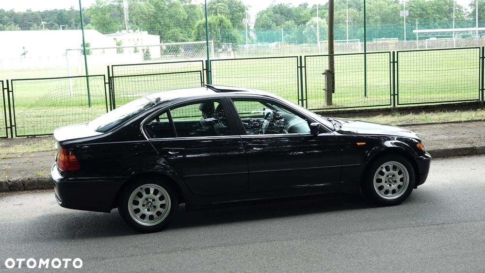 BMW Seria 3 320i - 35